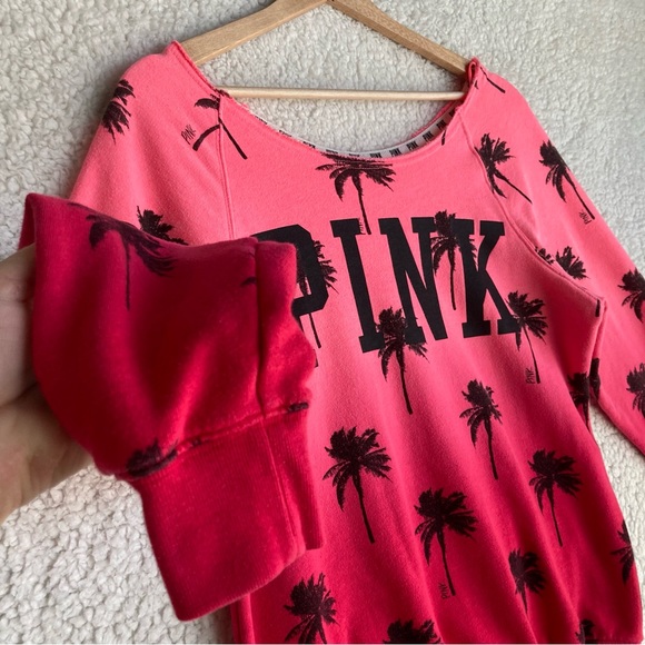 PINK Victoria’s Secret graphic sweatshirt with "Pink" print and palm trees Sz XS - Picture 5 of 16